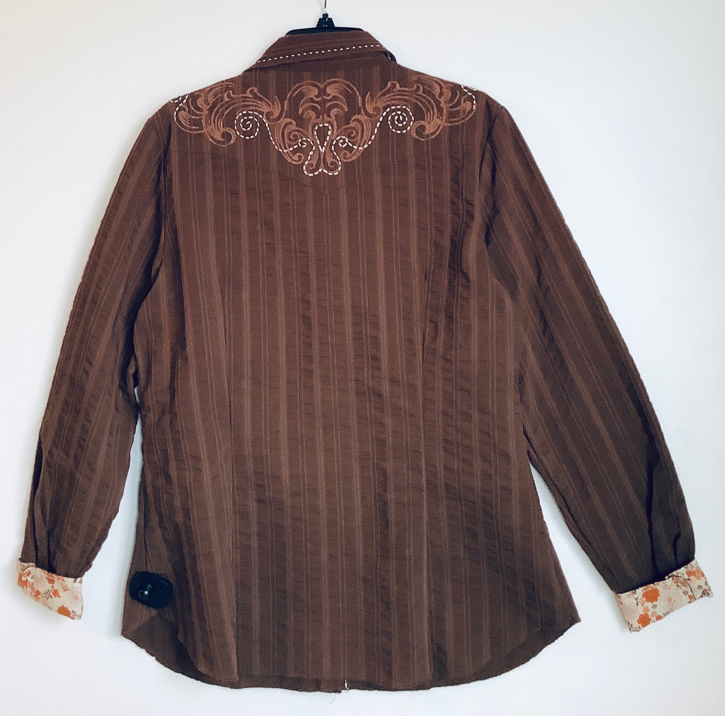 Top Long Sleeve By Roper In Brown, Size: L