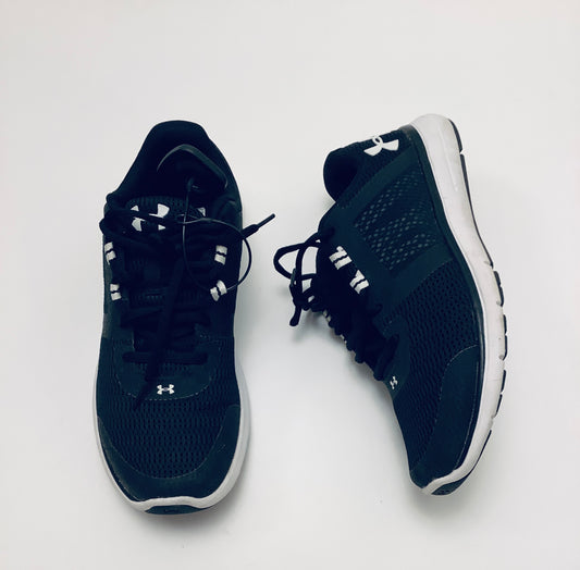 Shoes Athletic By Under Armour In Black & White, Size: 9.5