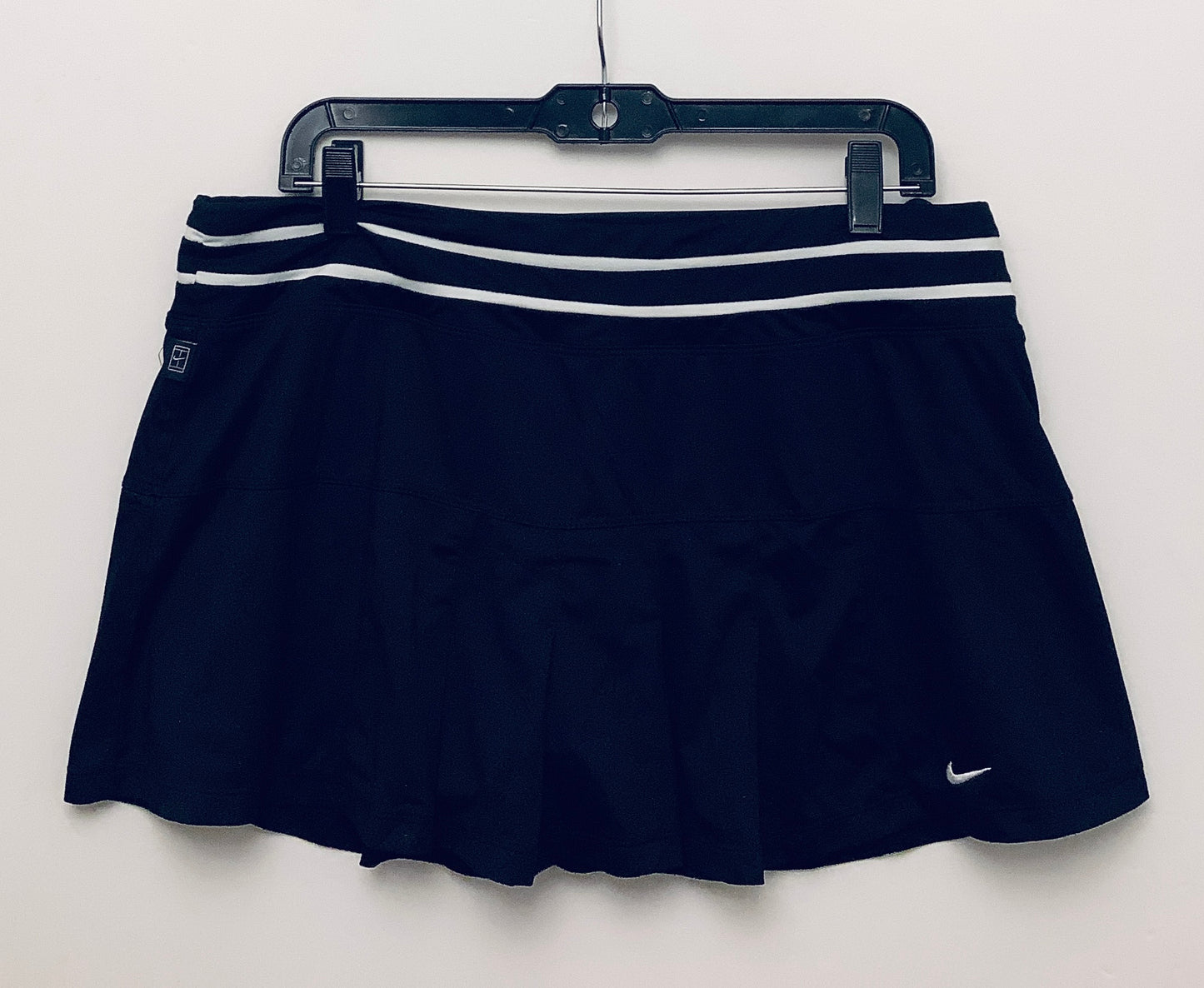 Skort By Nike In Black, Size: Xl