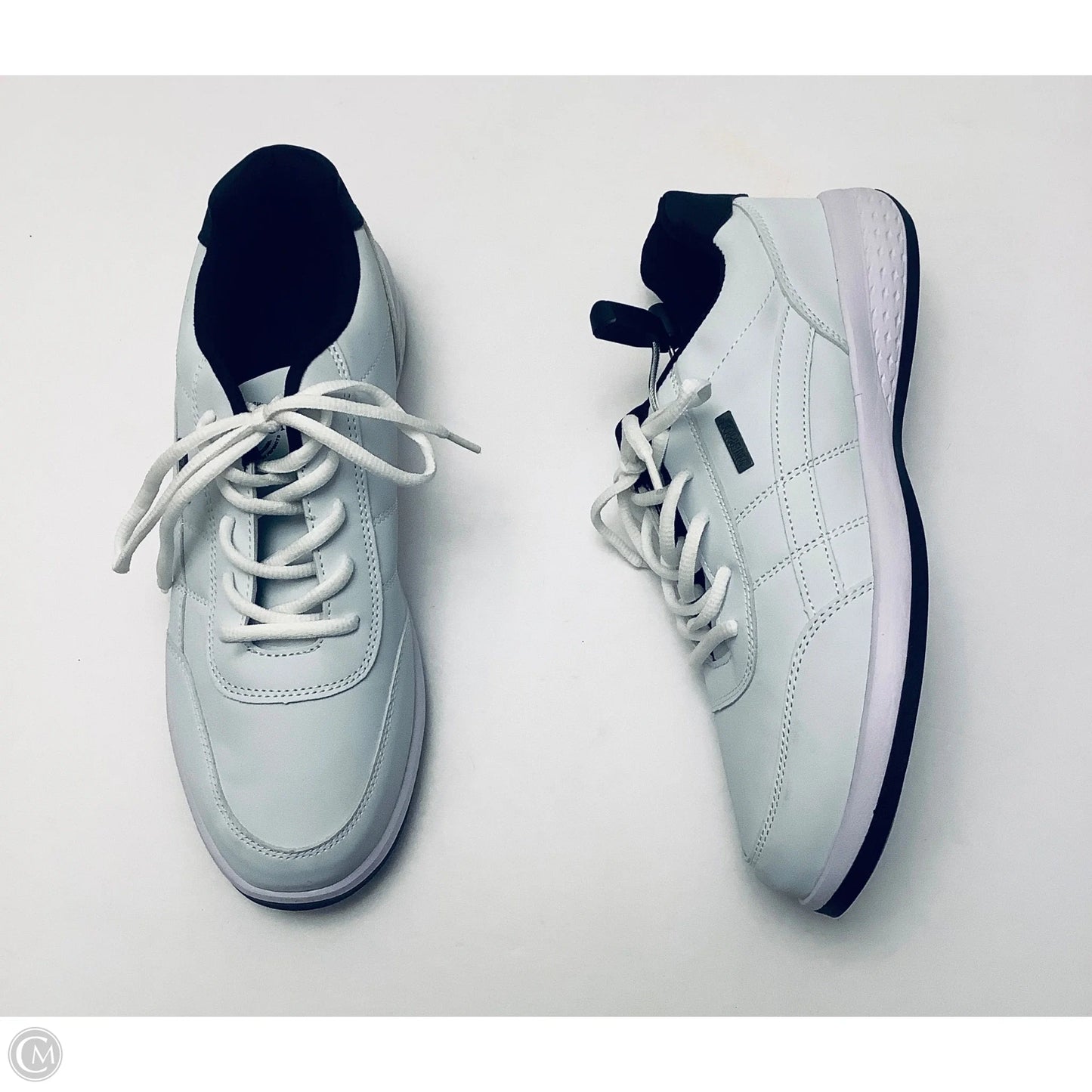 Shoes Sneakers By Fashion Bug In White, Size: 8.5