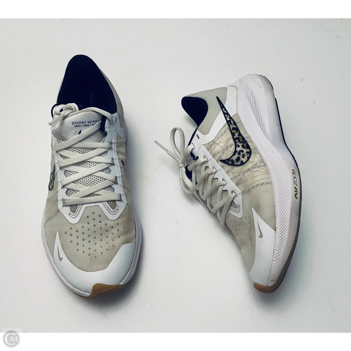 Shoes Sneakers By Nike In White, Size: 8.5
