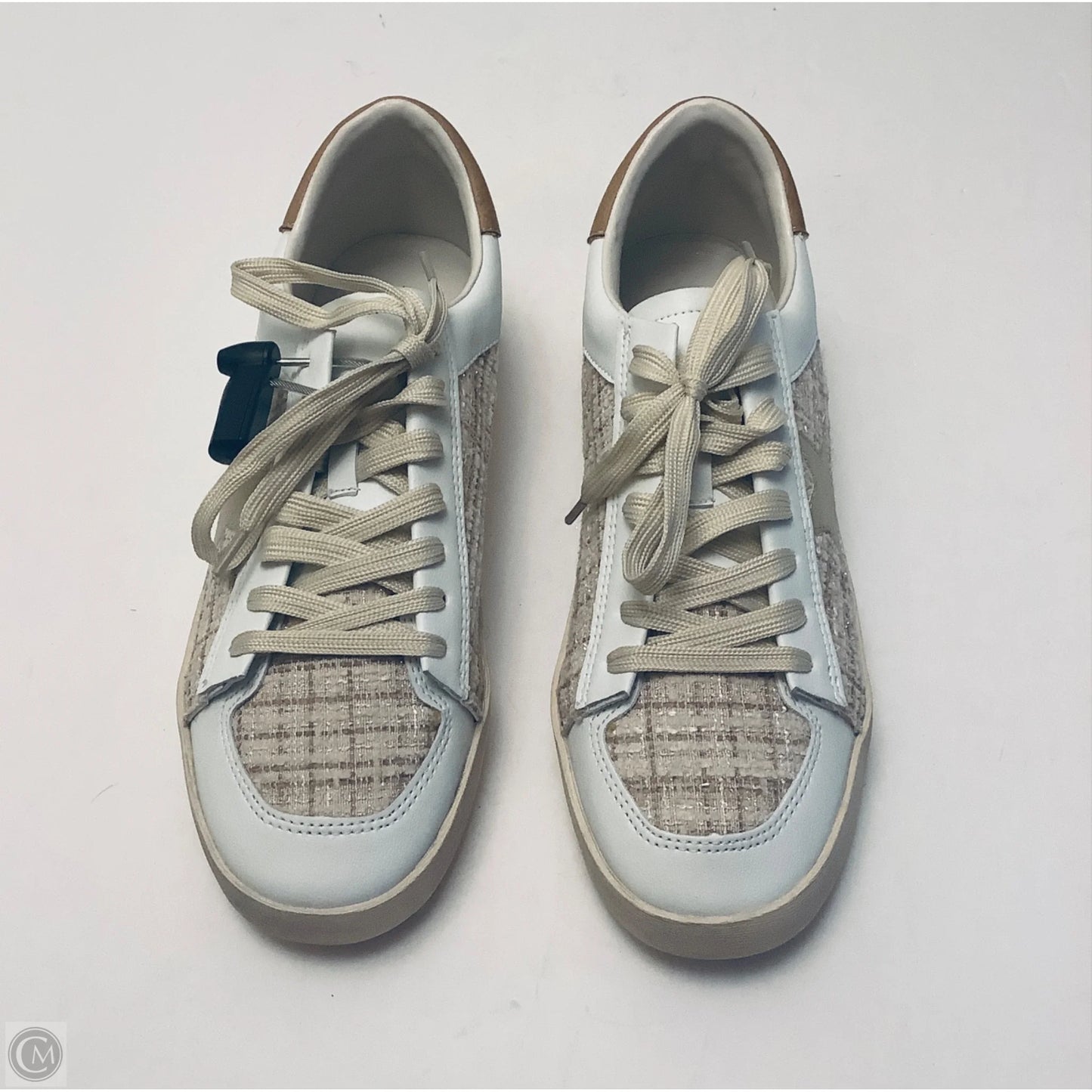 Shoes Sneakers By Corkys In White, Size: 10