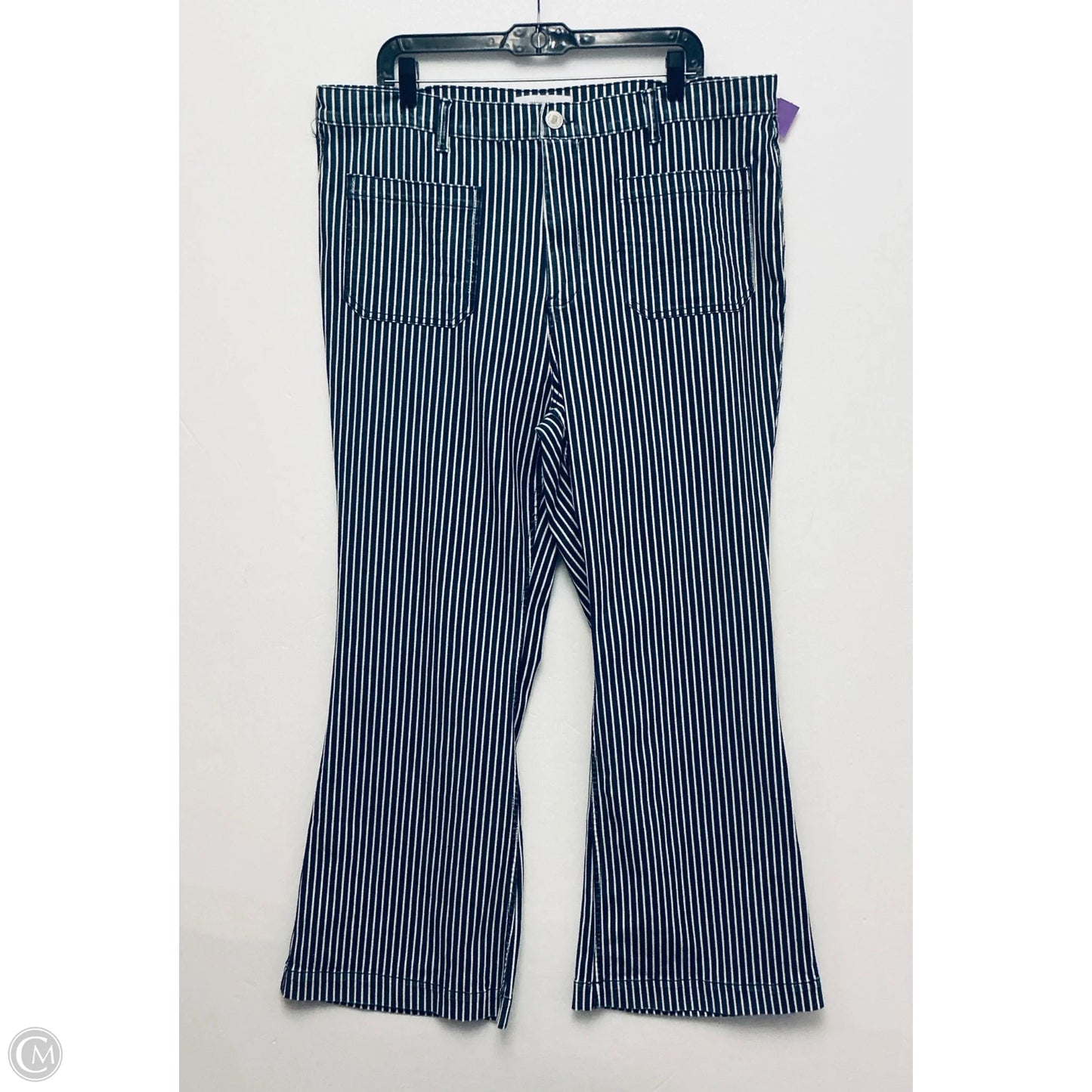 Jeans Flared By Forever 21 In Striped Pattern, Size: 18