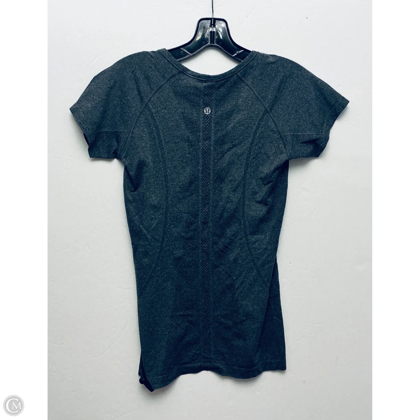 Athletic Top Short Sleeve By Lululemon In Grey, Size: 6