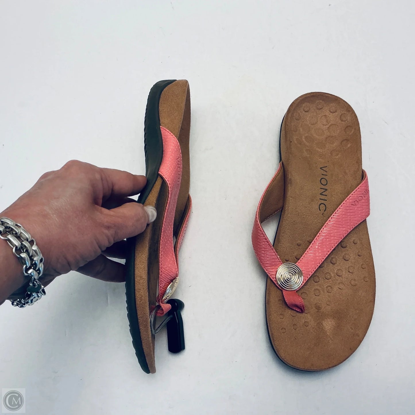 Sandals Flats By Vionic In Pink, Size: 8.5
