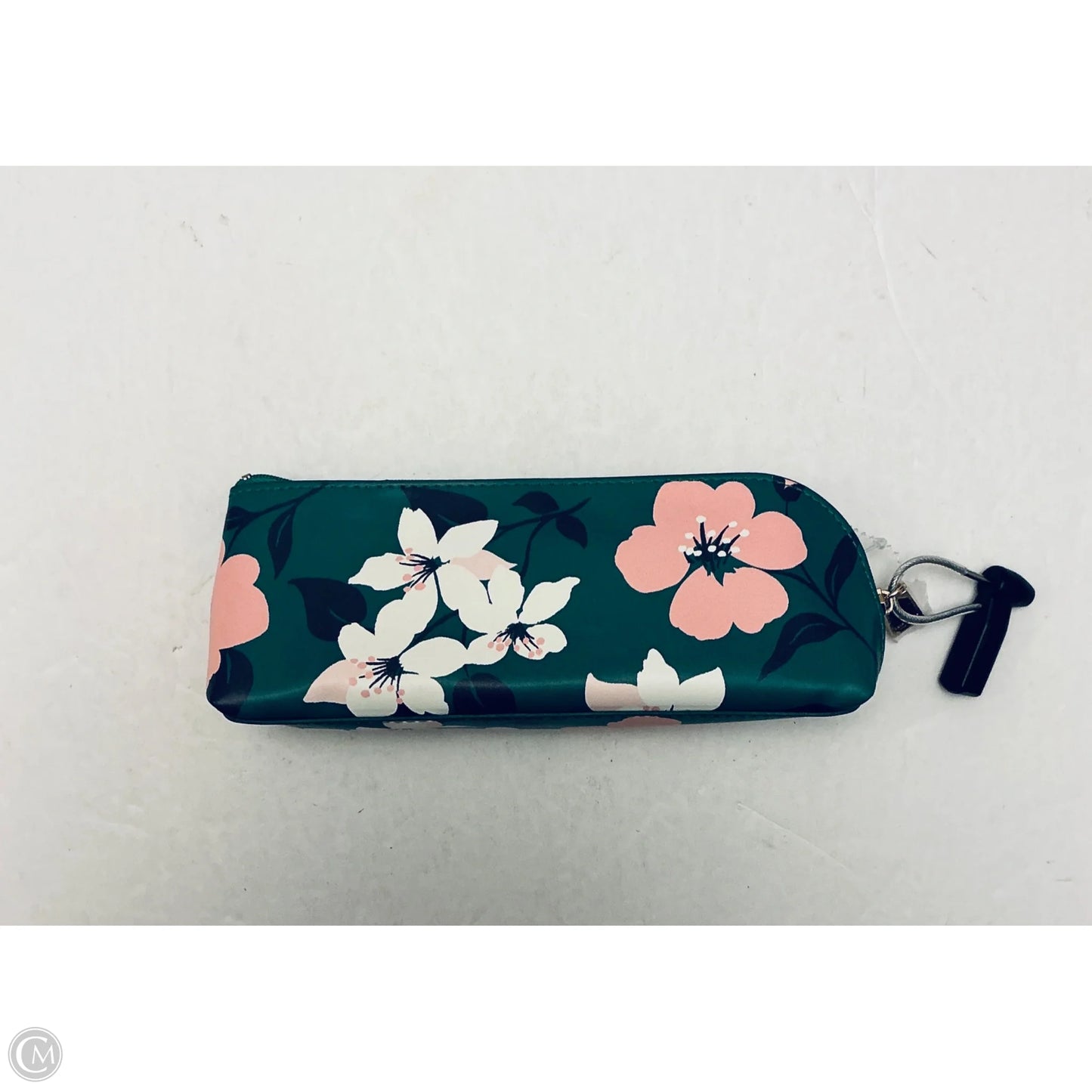 Makeup Bag Designer By Kate Spade, Size: Small