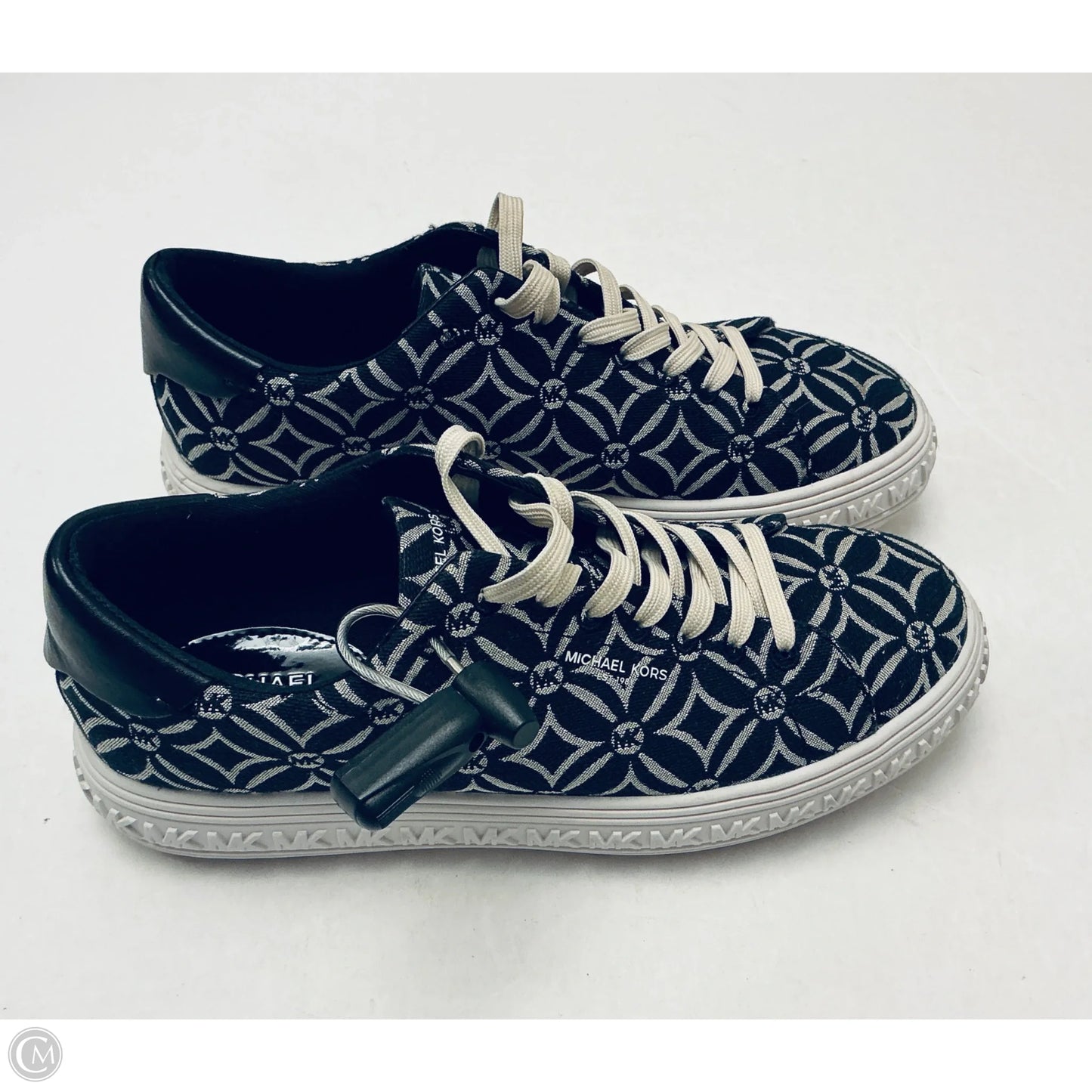 Shoes Sneakers By Michael By Michael Kors In Black & White, Size: 6