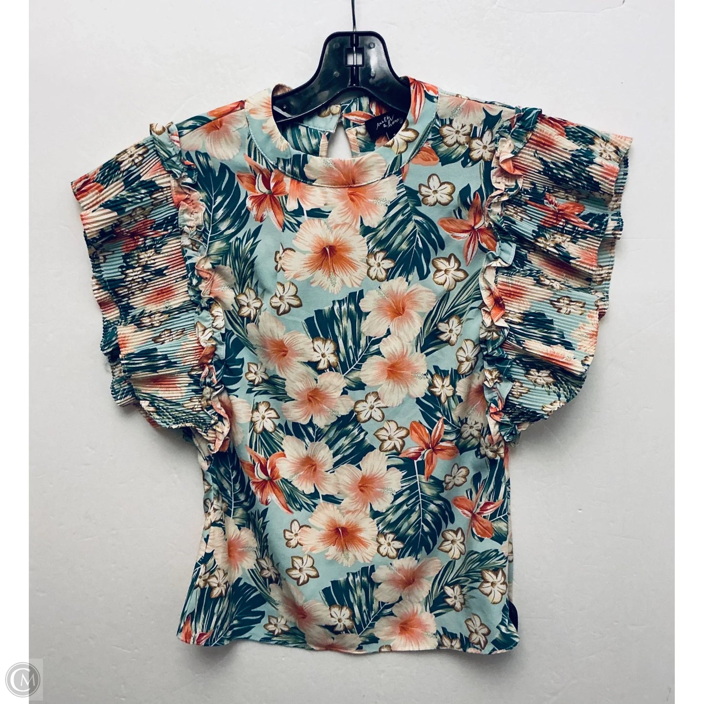 Top Short Sleeve By Milk & Honey In Green, Size: S