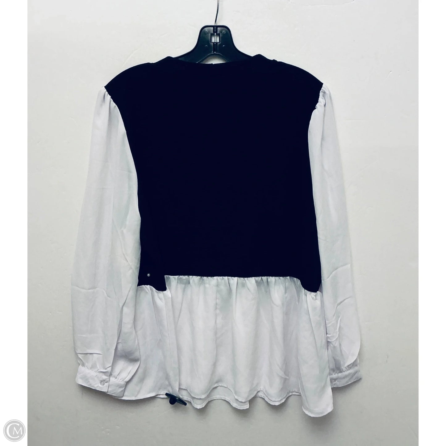 Top Long Sleeve By Cato In Black & White, Size: 18