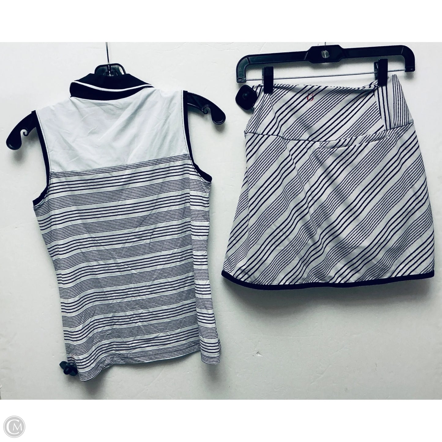 Skirt Set 2pc By Clothes Mentor In White, Size: Xs