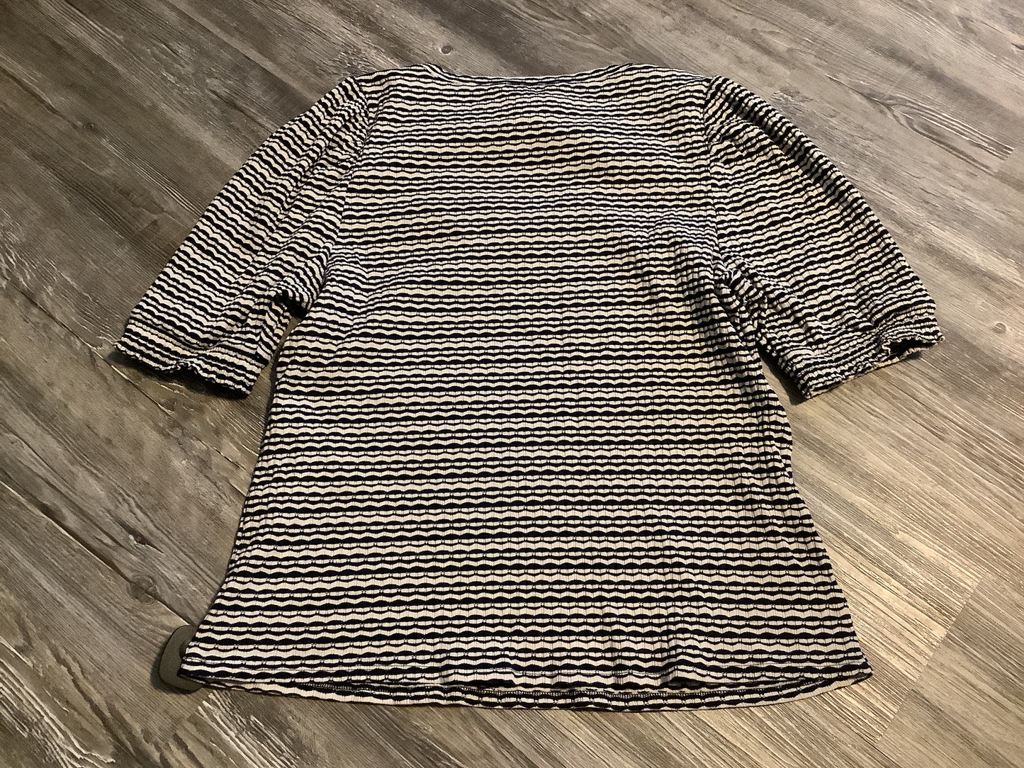 Top Short Sleeve By Loft In Striped Pattern, Size: Xl