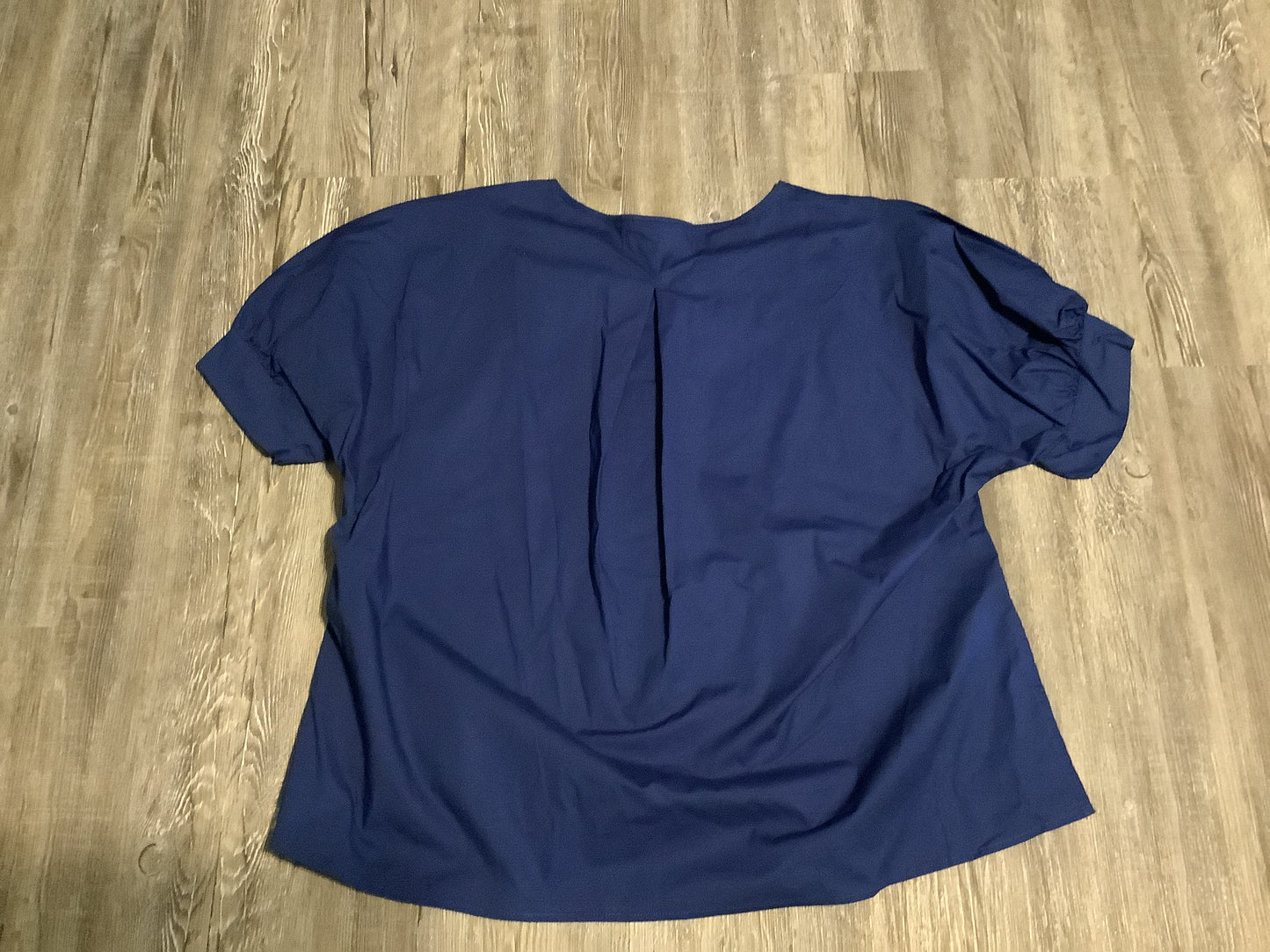 Top Short Sleeve By Melloday In Blue, Size: Xl