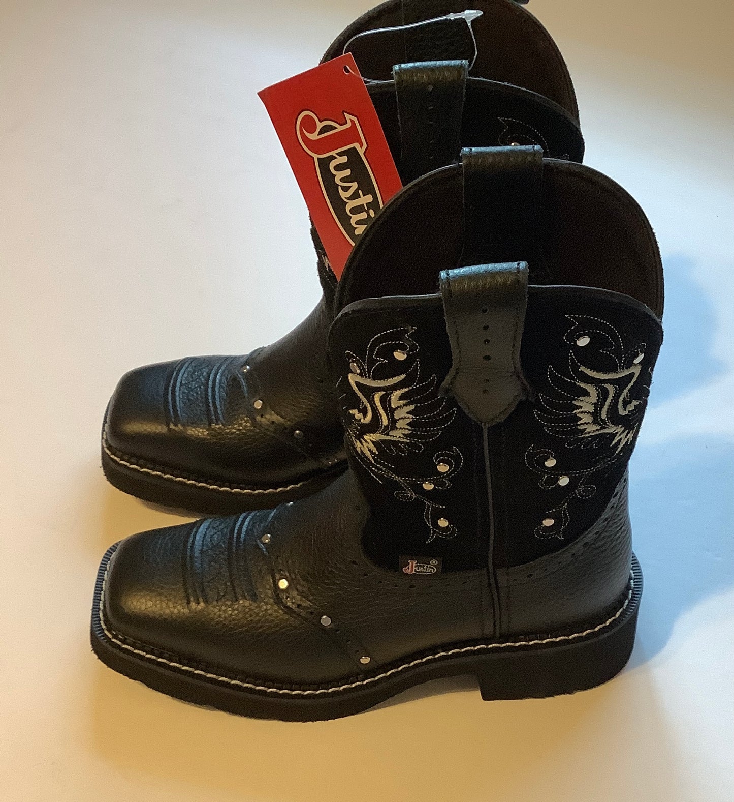 Boots Western By Justin In Black, Size: 6