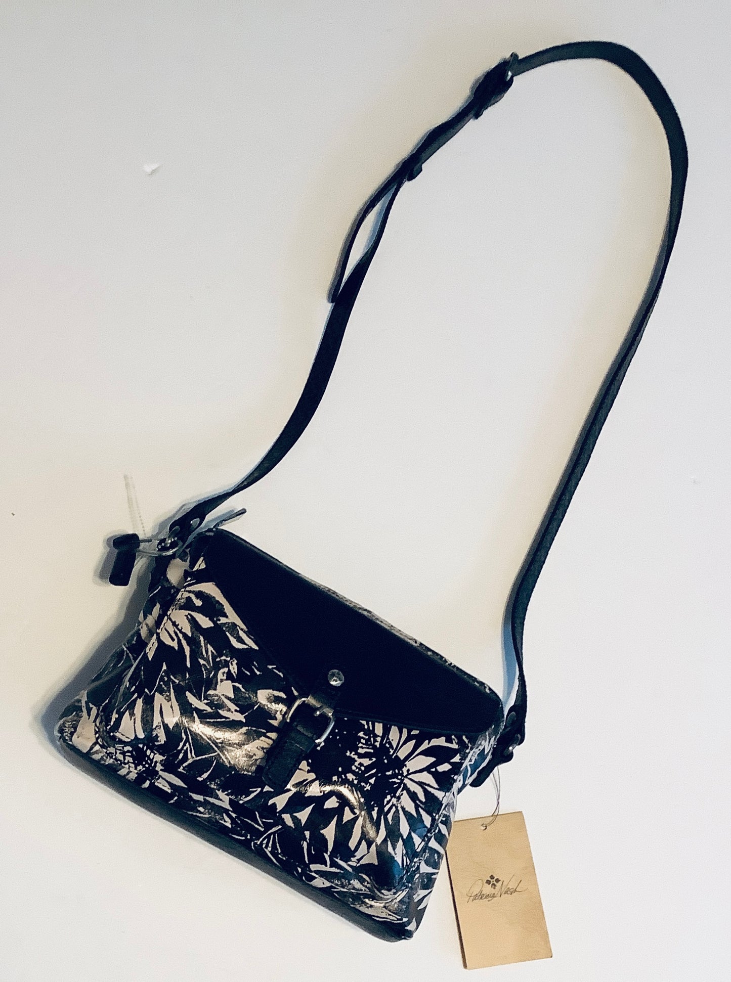 Crossbody Designer By Patricia Nash, Size: Medium