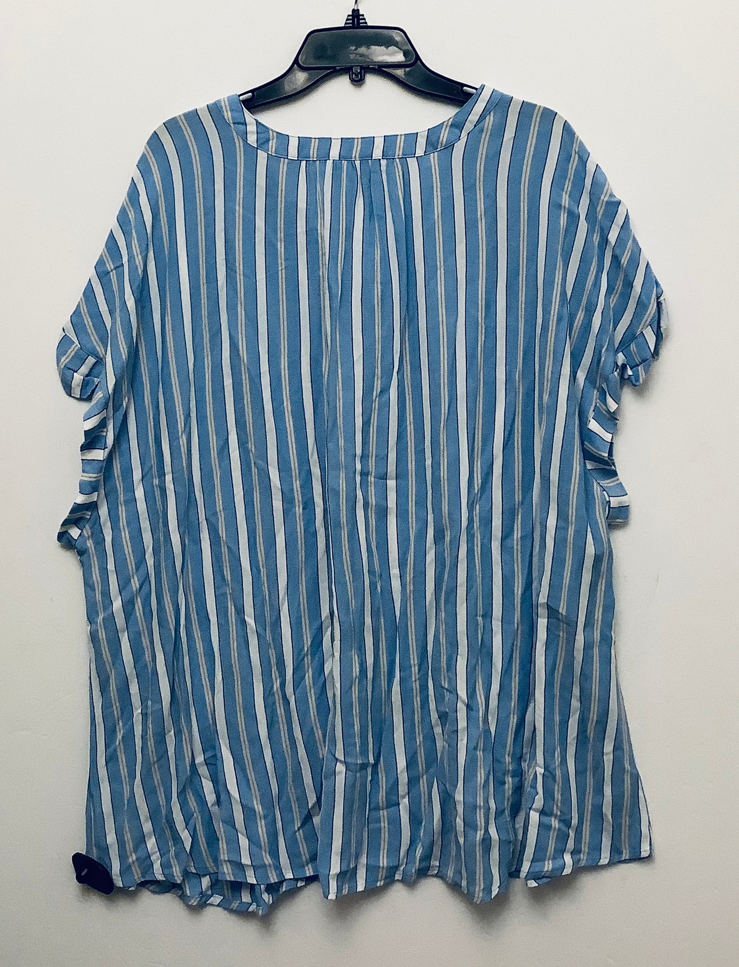 Top Sleeveless By Liz Claiborne In Blue, Size: 3x