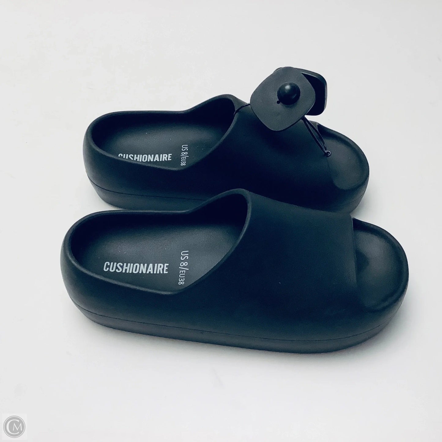 Sandals Flats By Cushionaire In Black, Size: 8