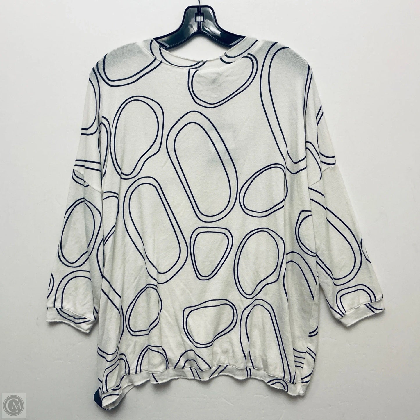 Sweater By Clothes Mentor In White, Size: S
