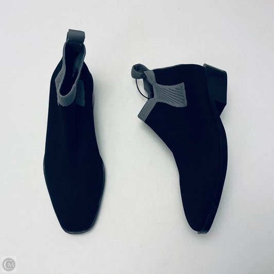 Shoes Flats By Vivaia In Black, Size: 7