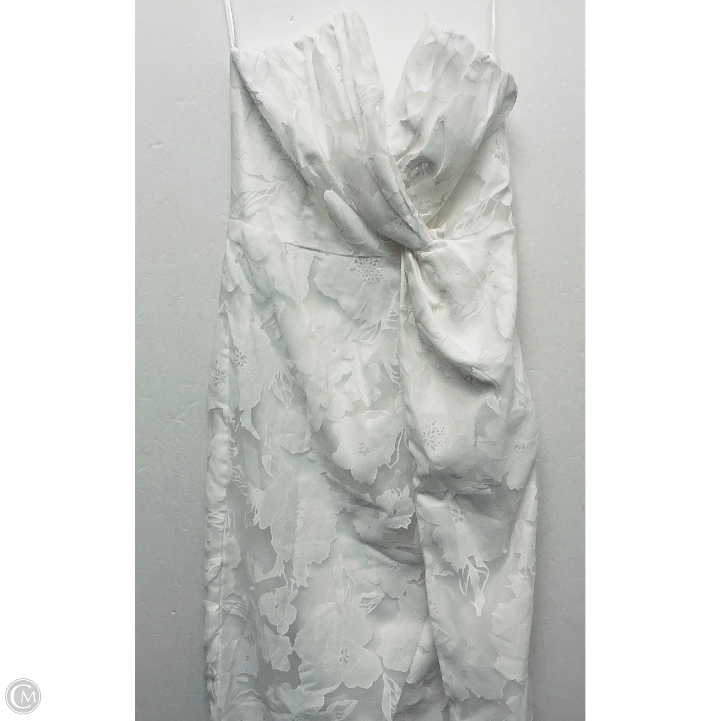 Dress Casual Midi By Clothes Mentor In White, Size: M