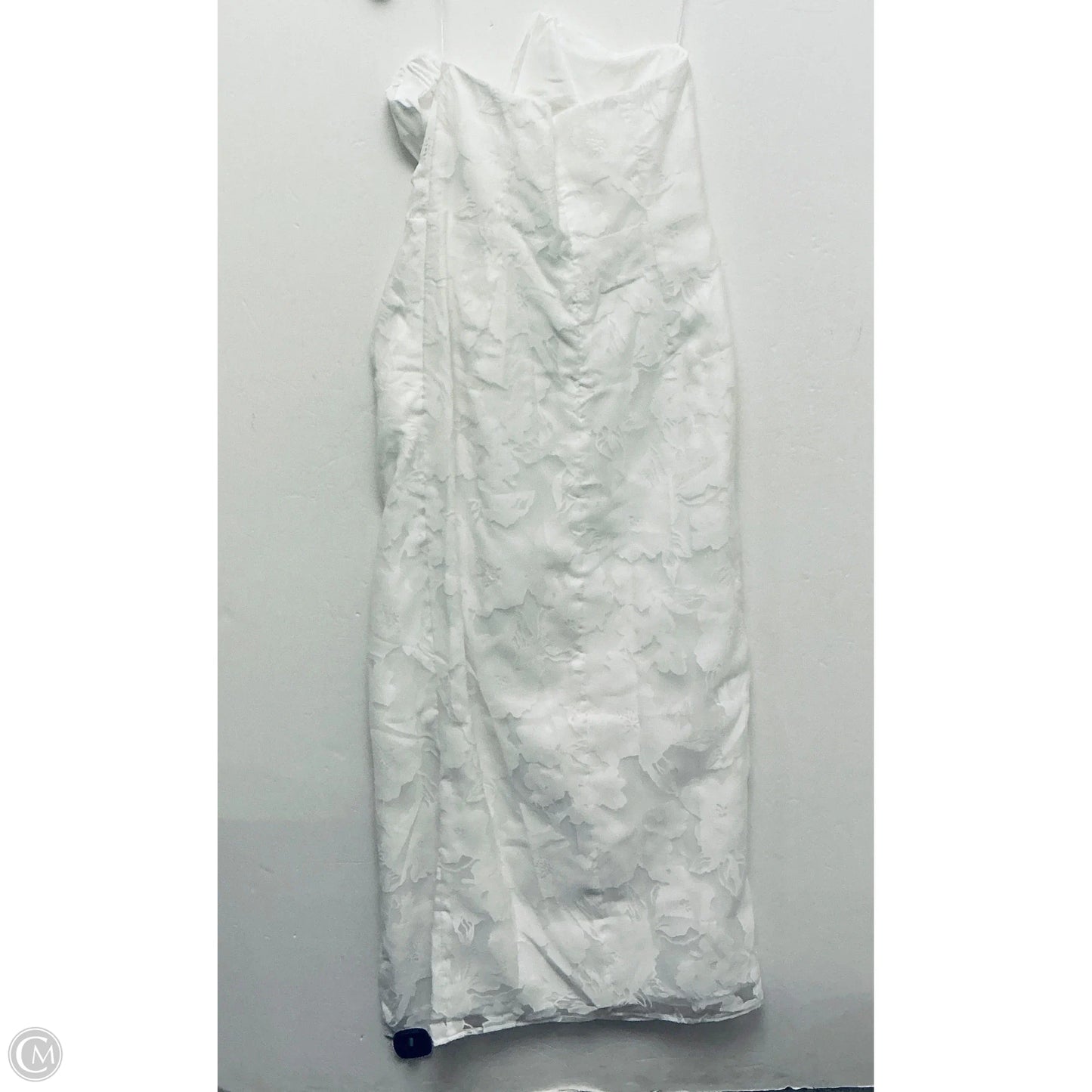 Dress Casual Midi By Clothes Mentor In White, Size: M