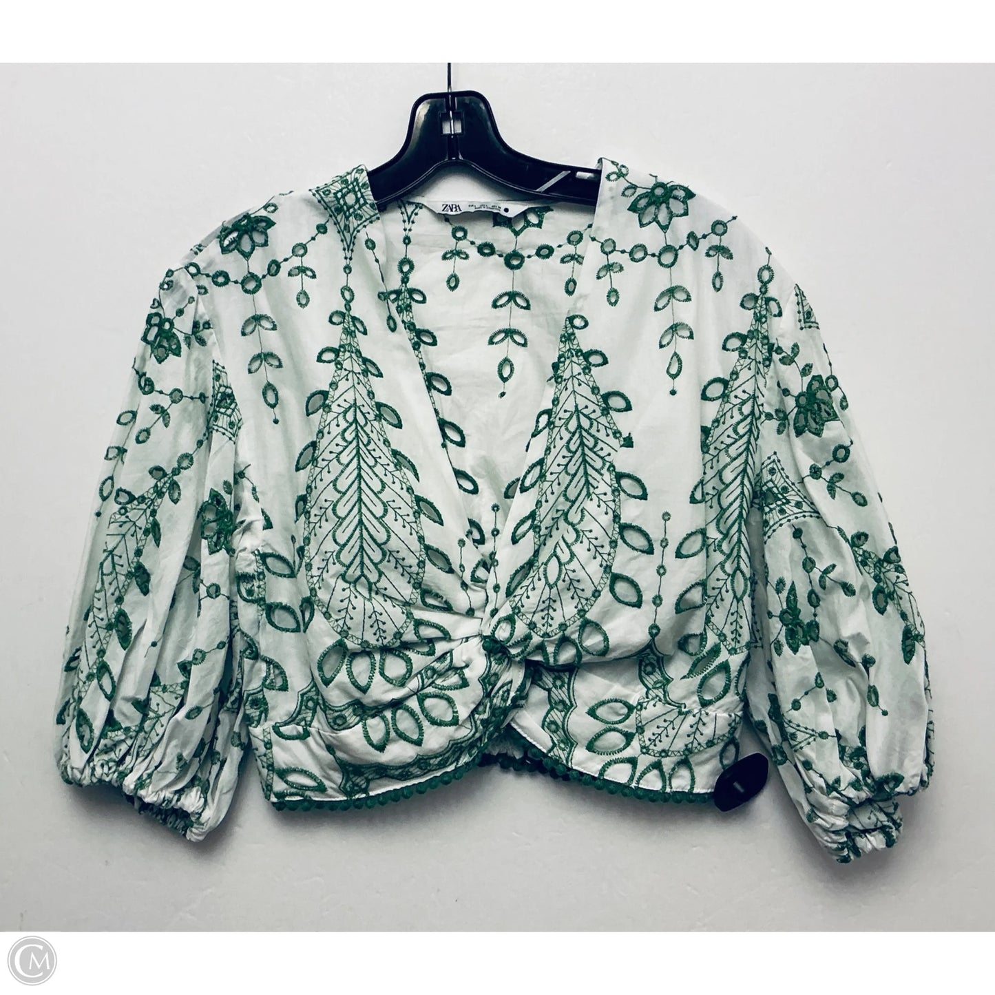 Top Long Sleeve By Zara In Green, Size: L