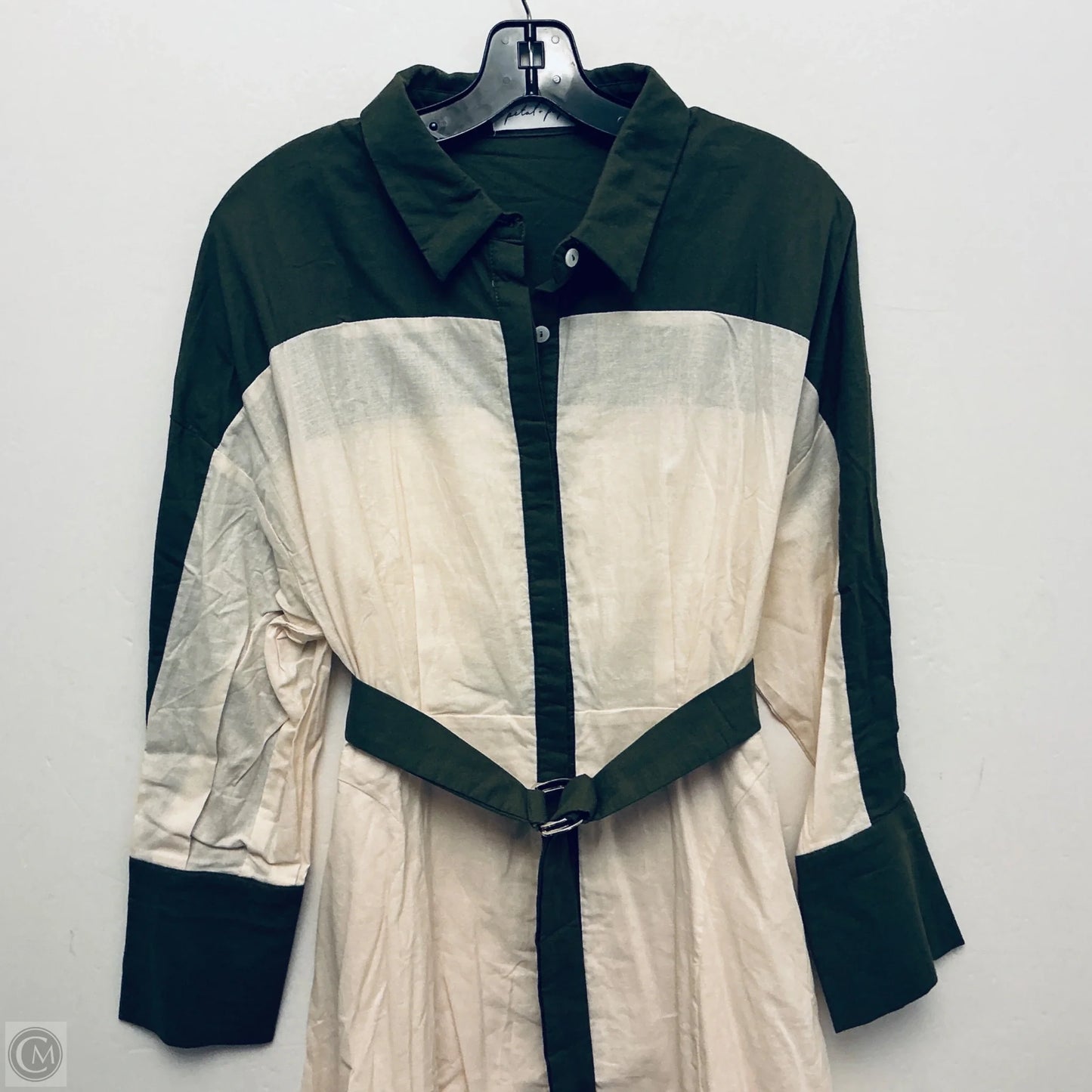 Dress Casual Short By Cmc In Green, Size: M