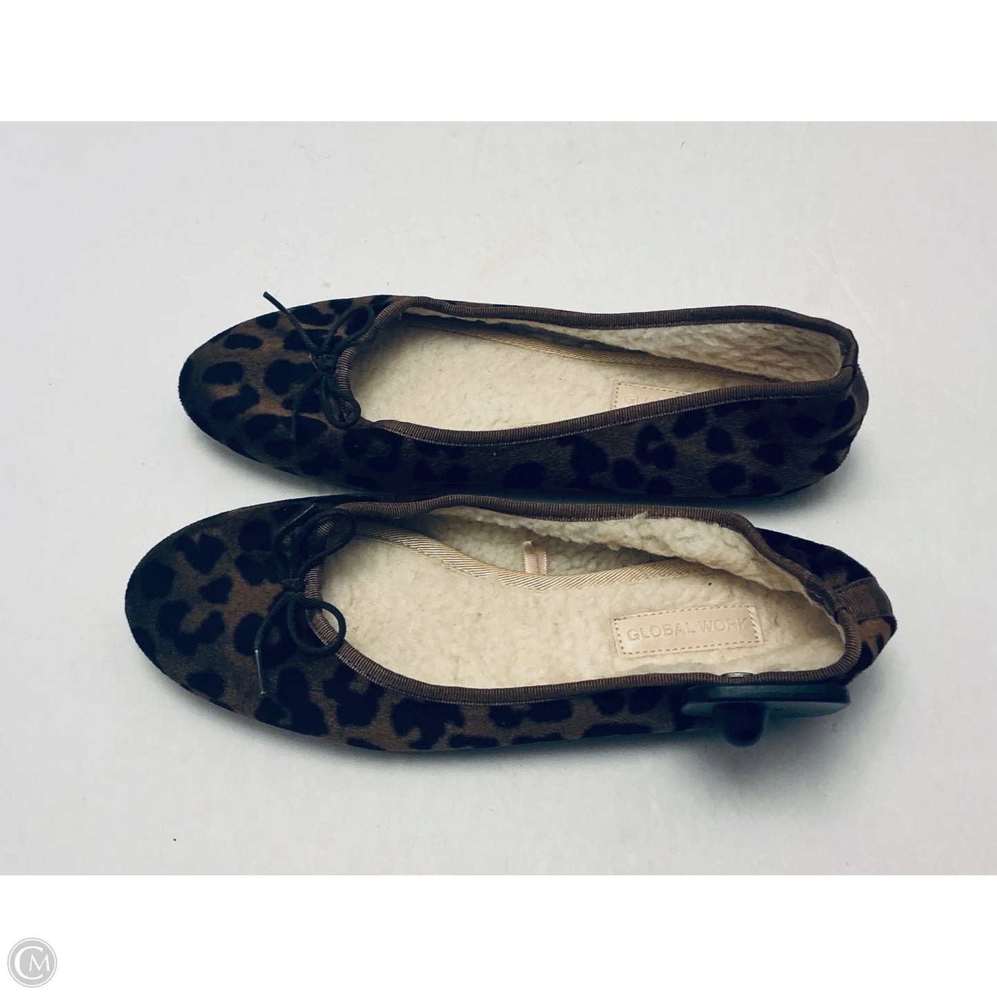 Shoes Flats By Global Work In Animal Print, Size: 6.5