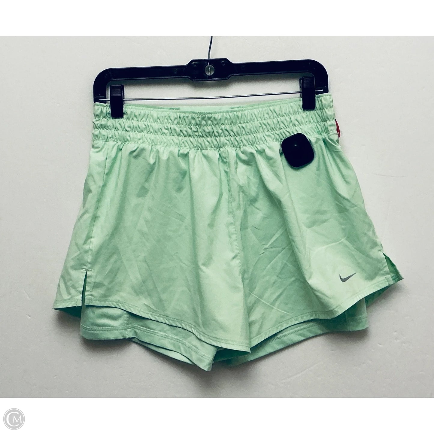 Athletic Shorts By Nike Apparel In Green, Size: M