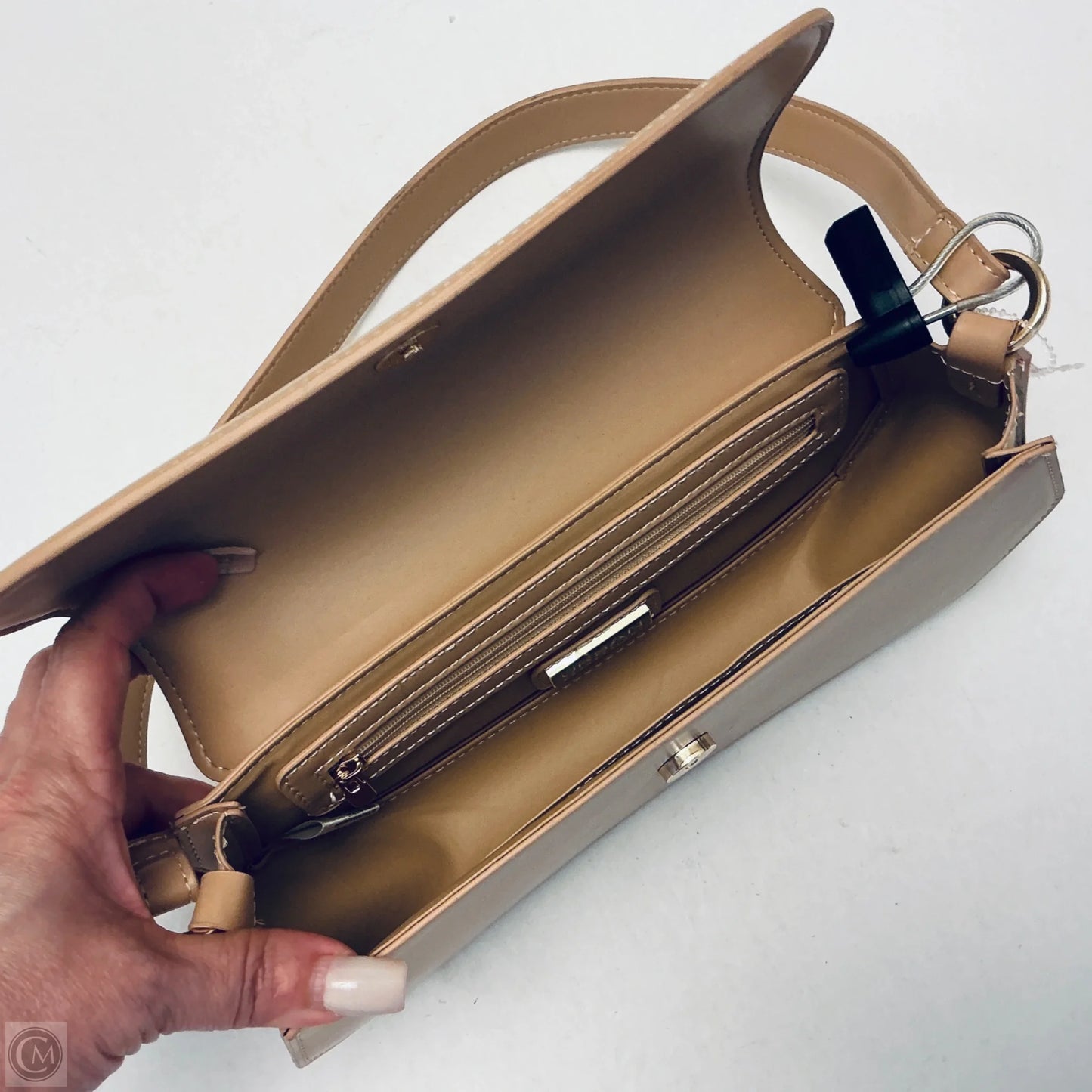 Handbag By Urban Expressions, Size: Medium