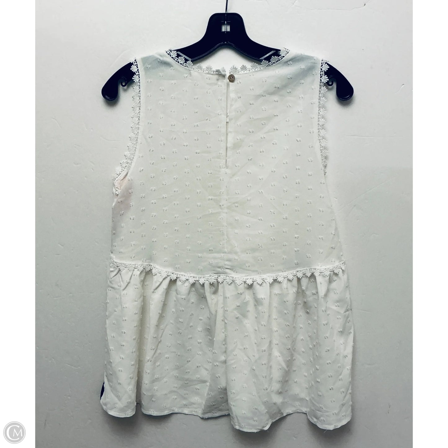 Top Sleeveless By Andthewhy In White, Size: S