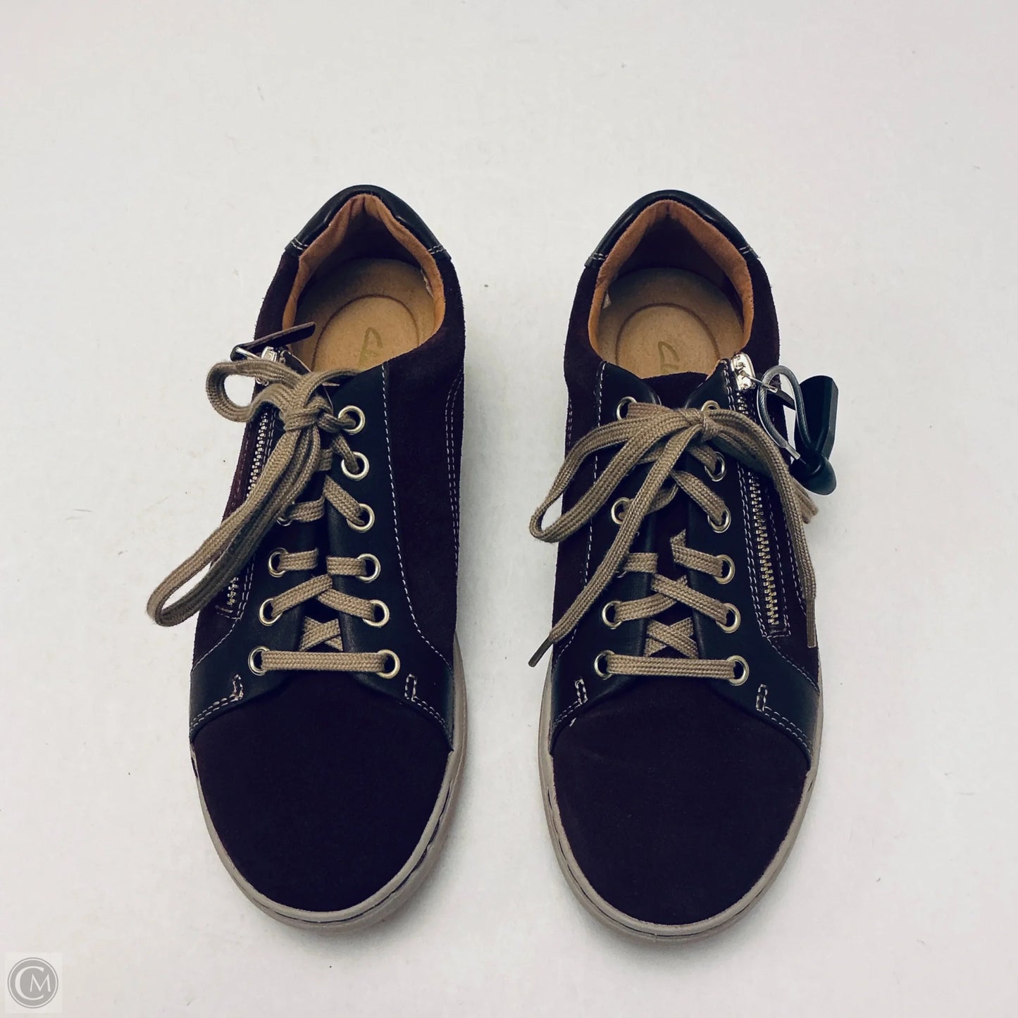 Shoes Sneakers By Clarks In Maroon, Size: 8