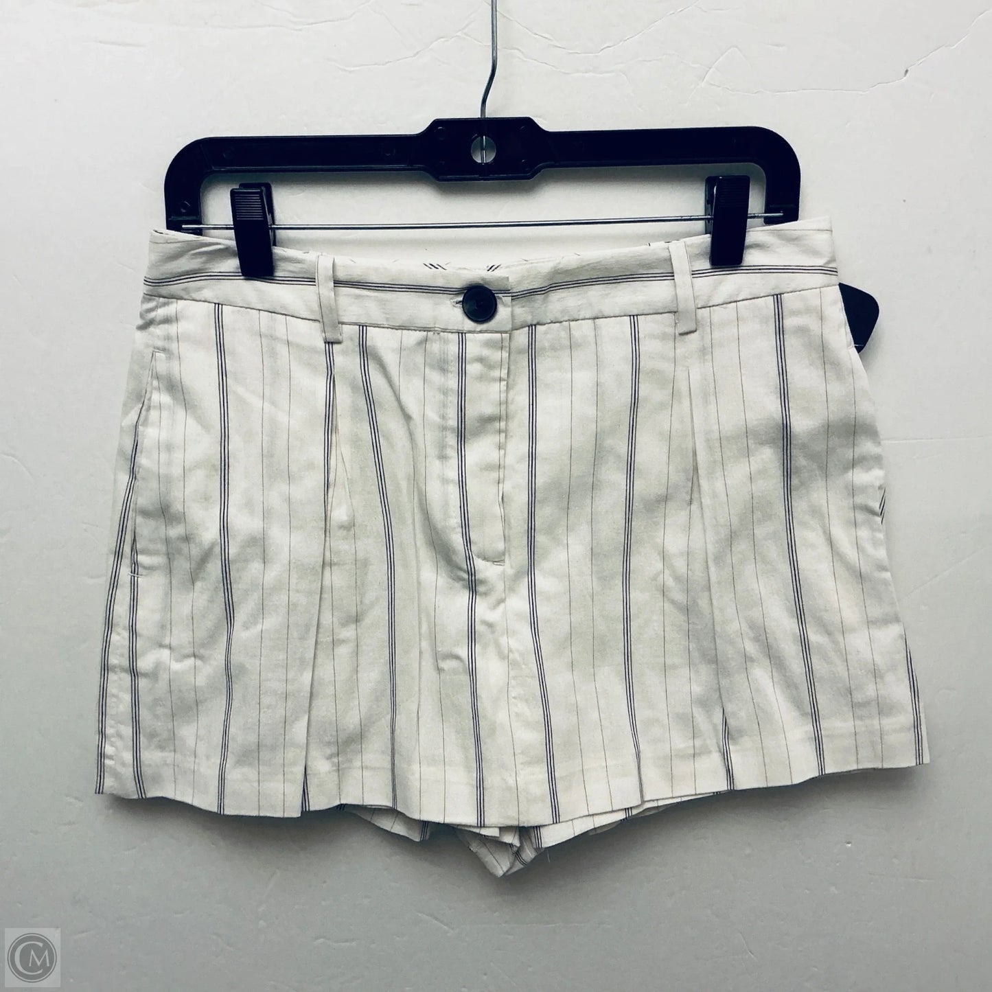 Shorts By Zara In Beige, Size: 8