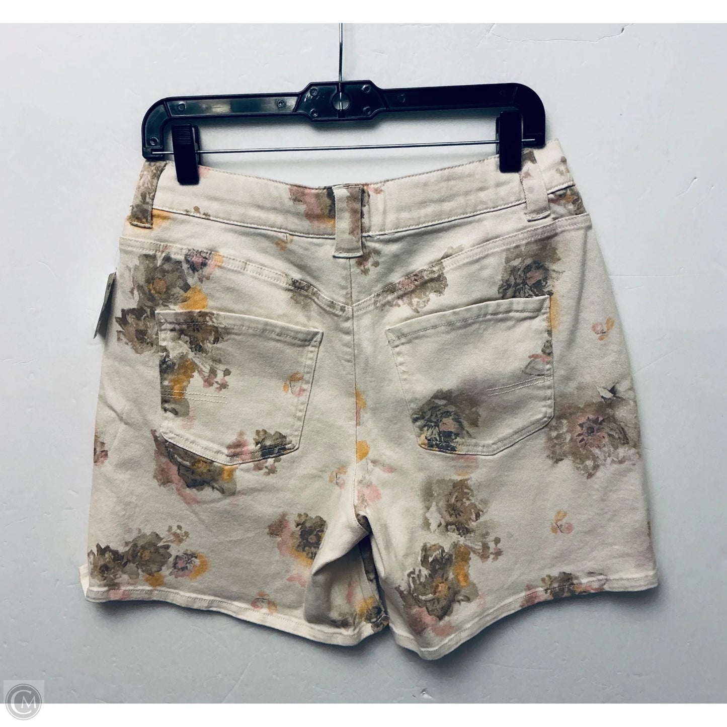 Shorts By Democracy In Floral Print, Size: 6
