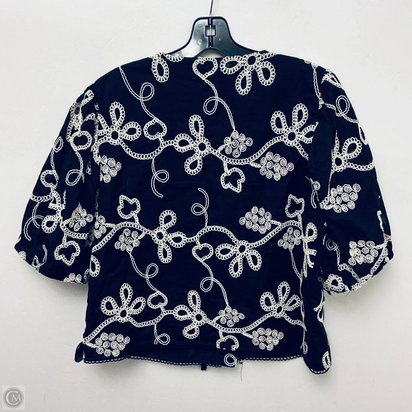 Top Short Sleeve By Cece In Navy, Size: L