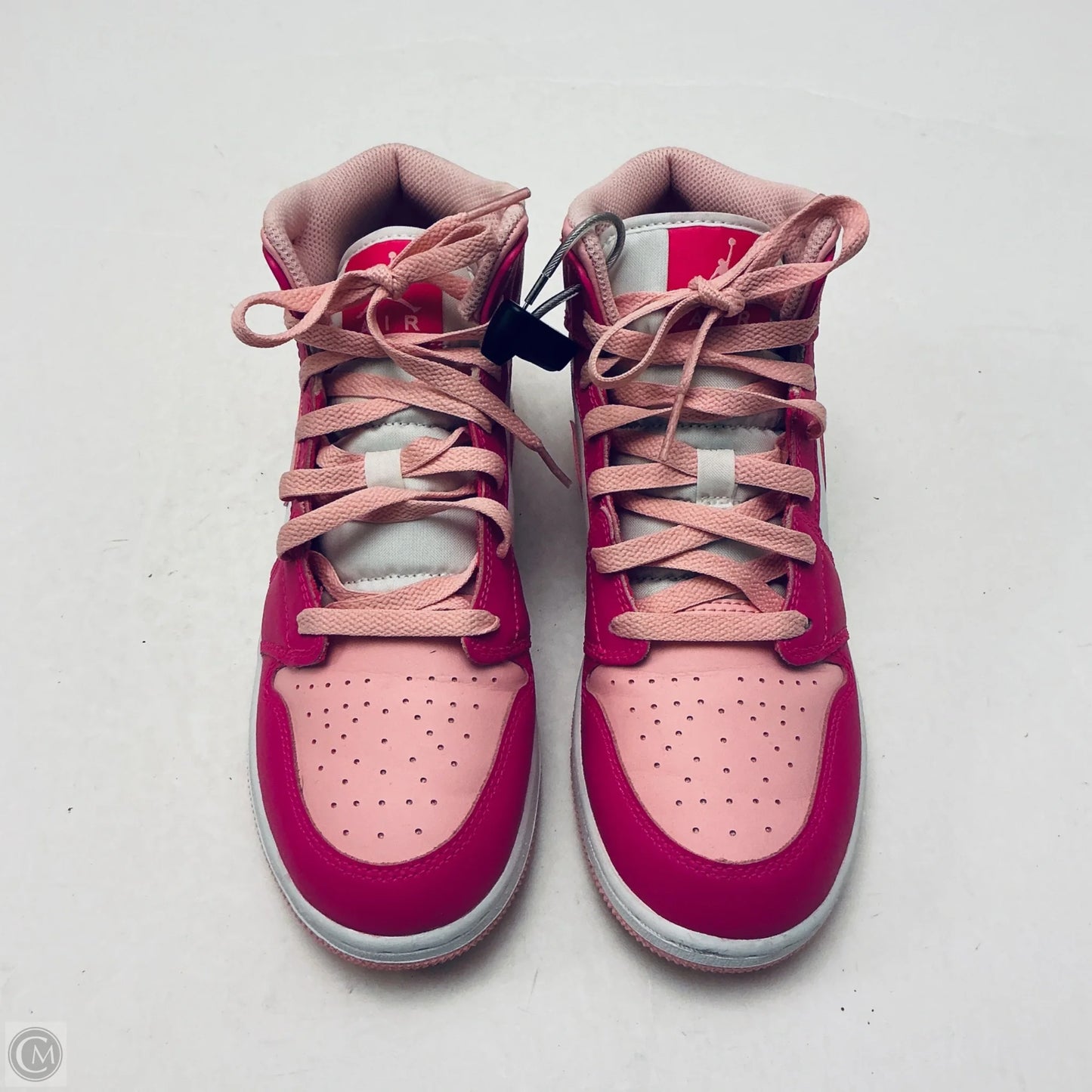 Shoes Luxury Designer By Jordan In Pink, Size: 8