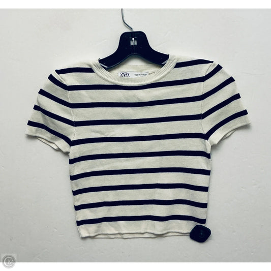Top Short Sleeve By Zara In Striped Pattern, Size: M
