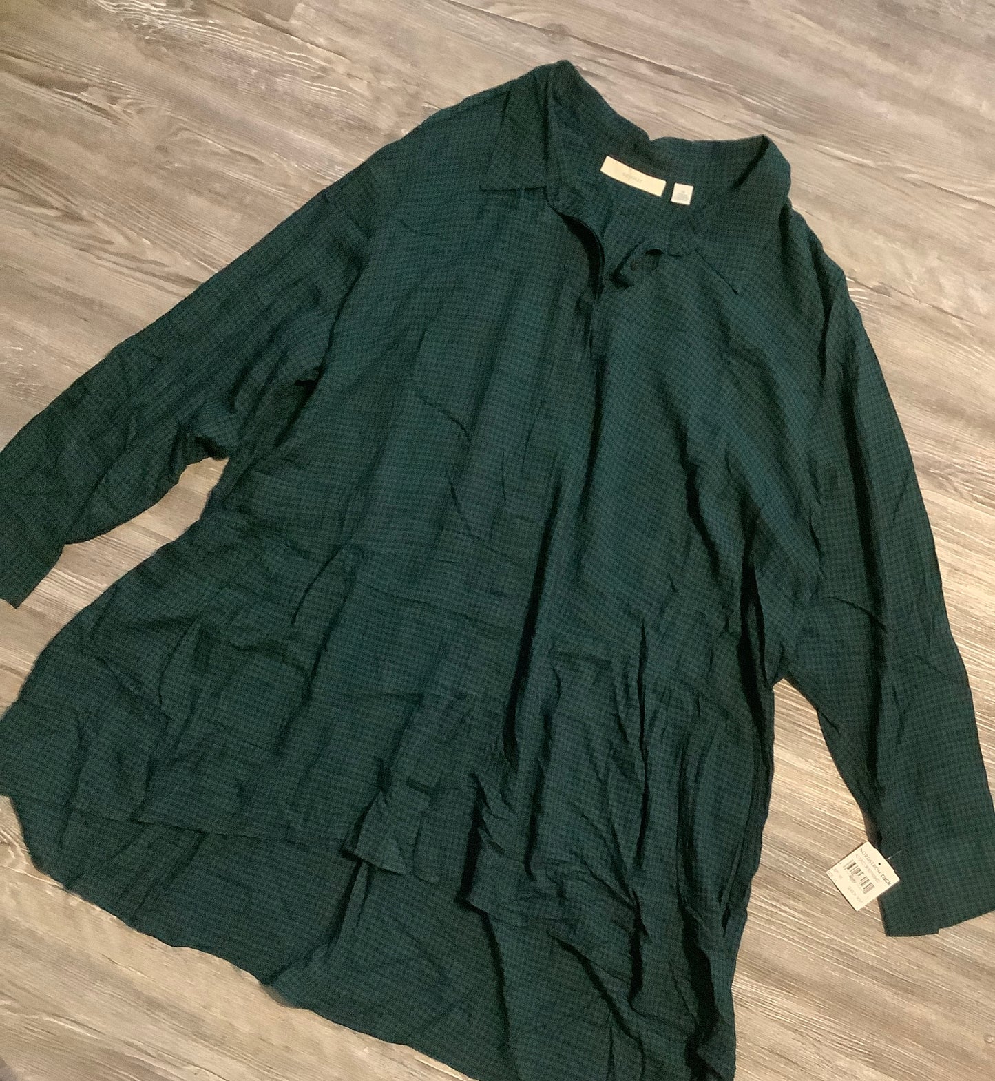 Top Long Sleeve By Sejour In Green, Size: 3x