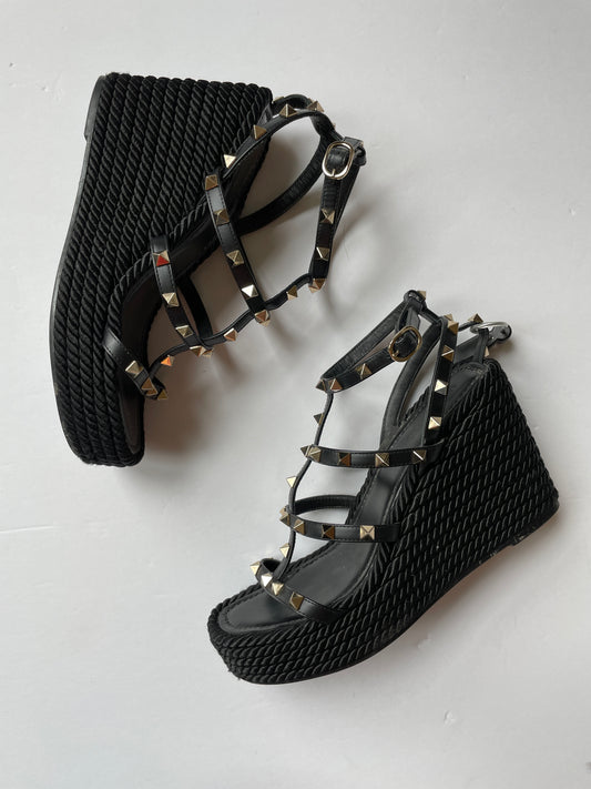 Sandals Designer By Valentino-garavani  Size: 8