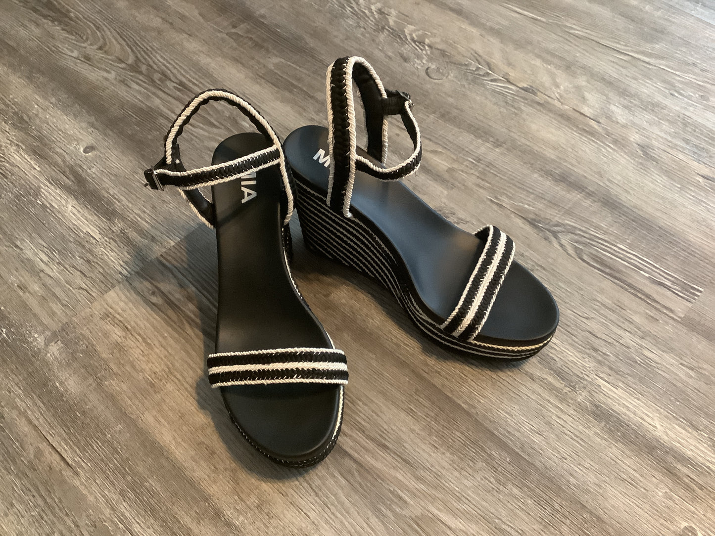 Black & White Sandals Heels Wedge Mia, Size 8.5