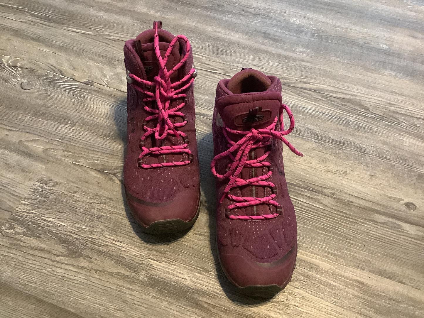 Purple Boots Hiking Keen, Size 9.5