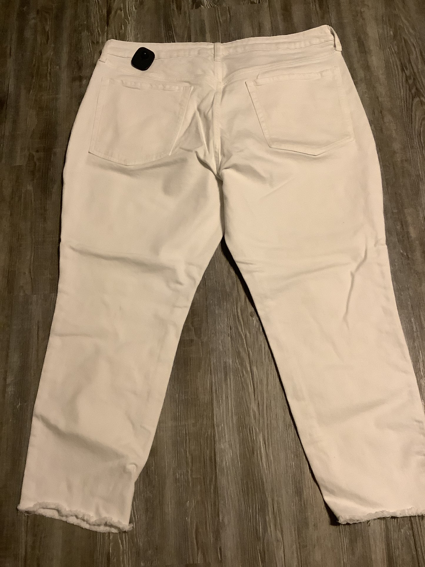 Jeans Straight By Old Navy In White Denim, Size: 18