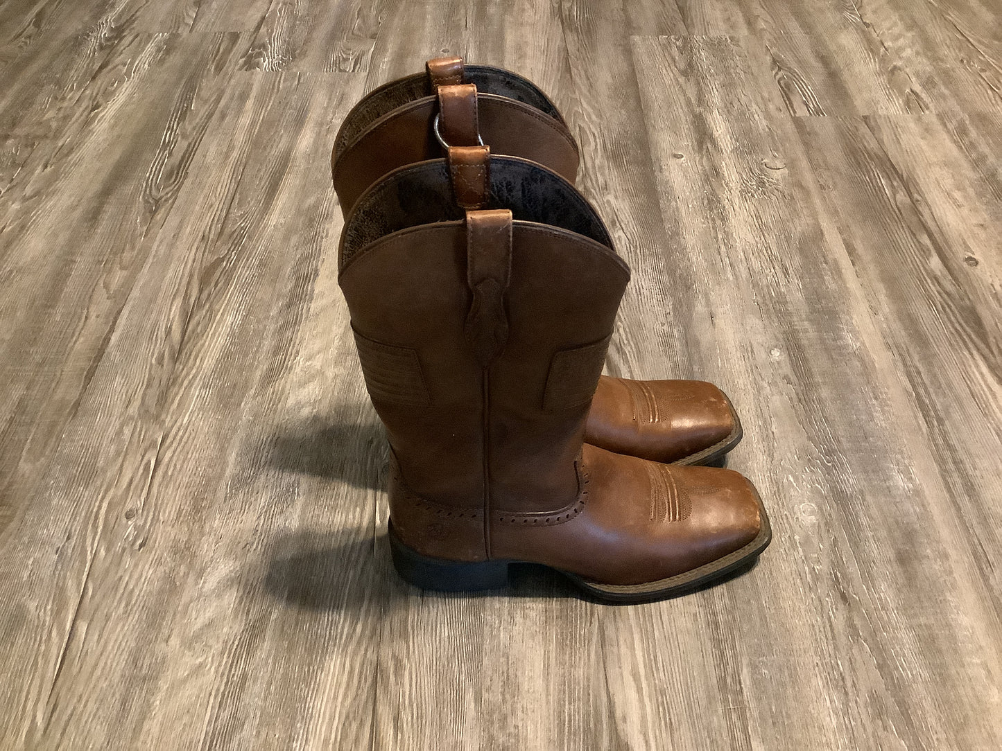 Boots Western By Ariat In Brown, Size: 7