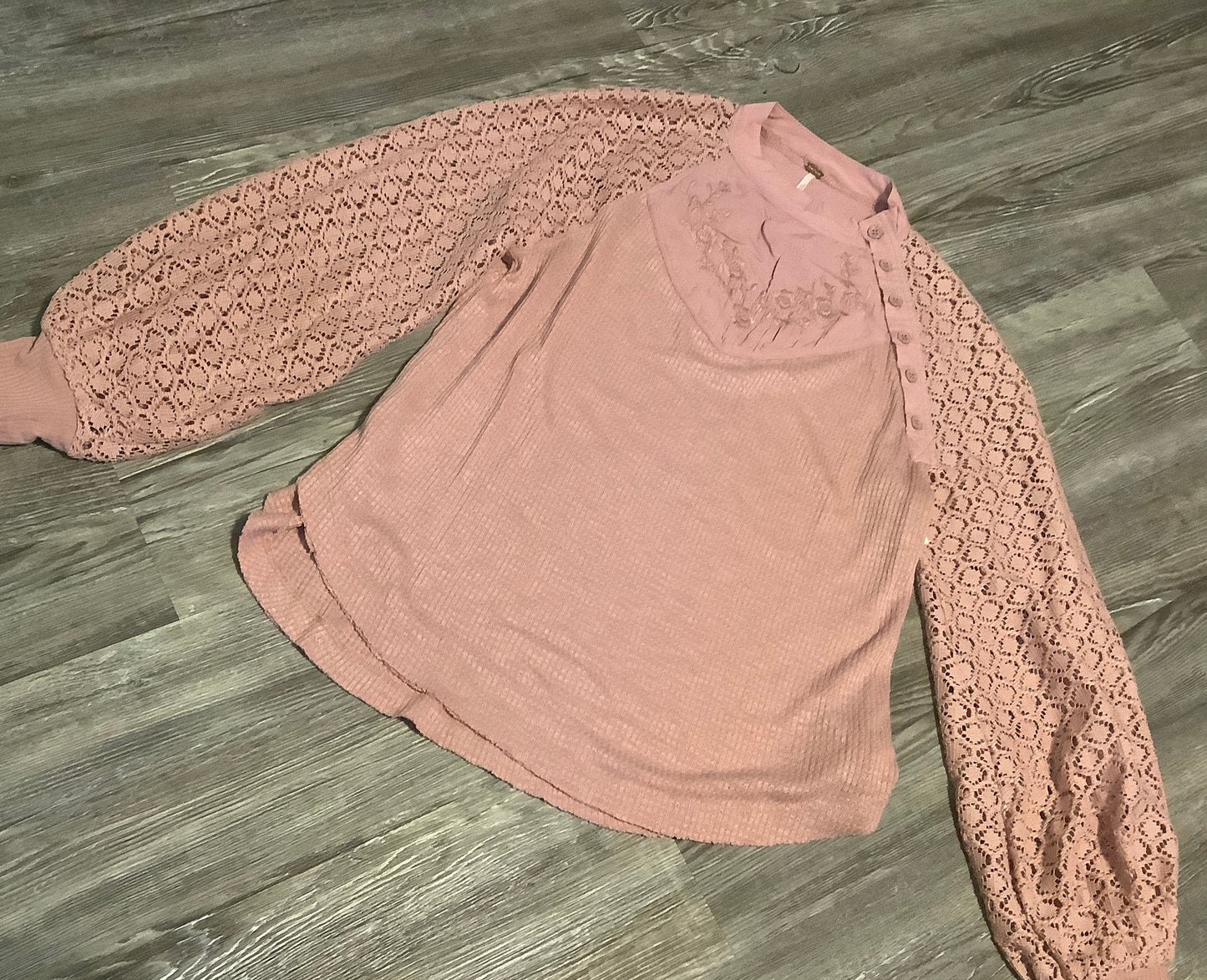 Top Long Sleeve By Free People In Pink, Size: Xs