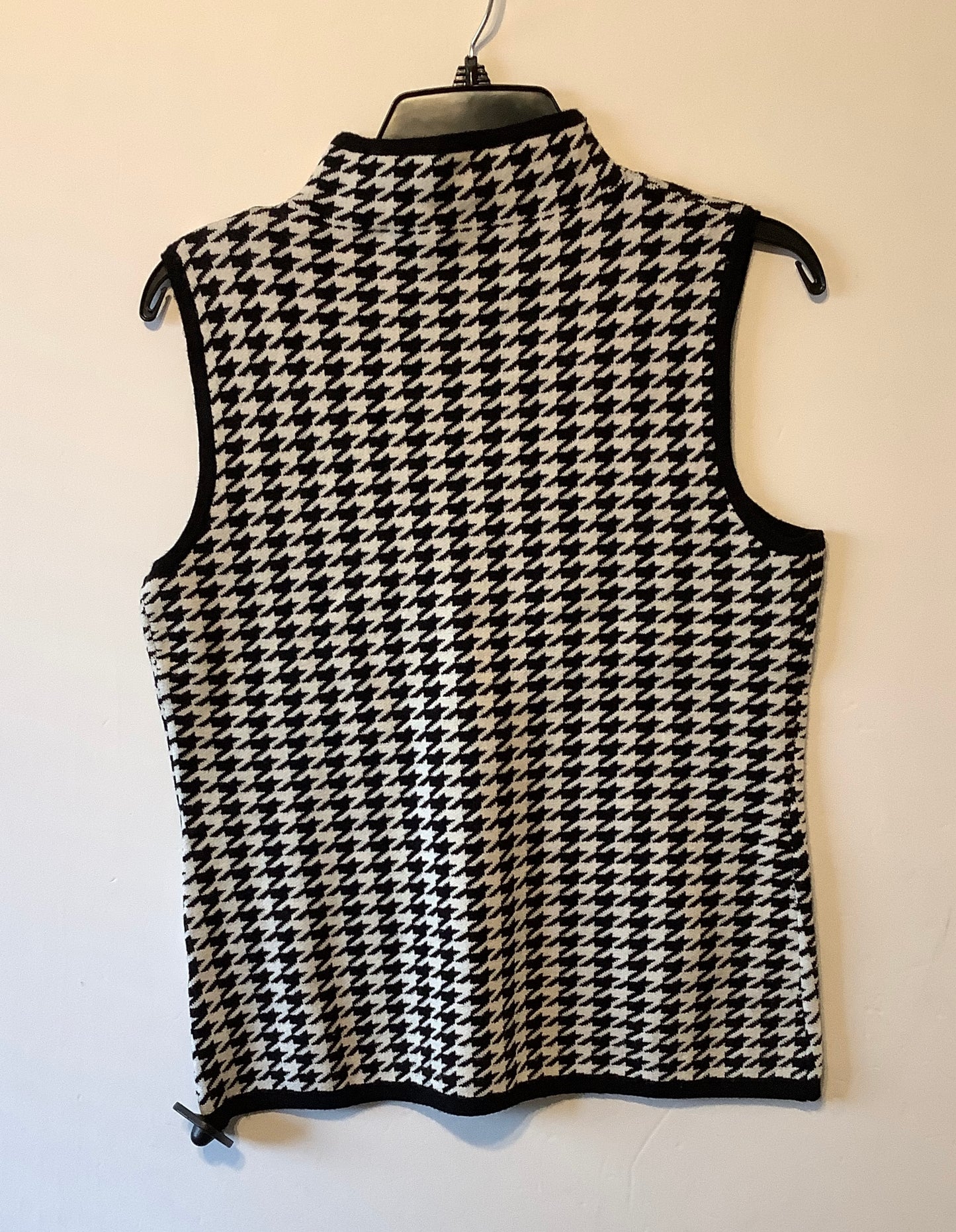 Vest Other By T Tahari In Black & White, Size: L