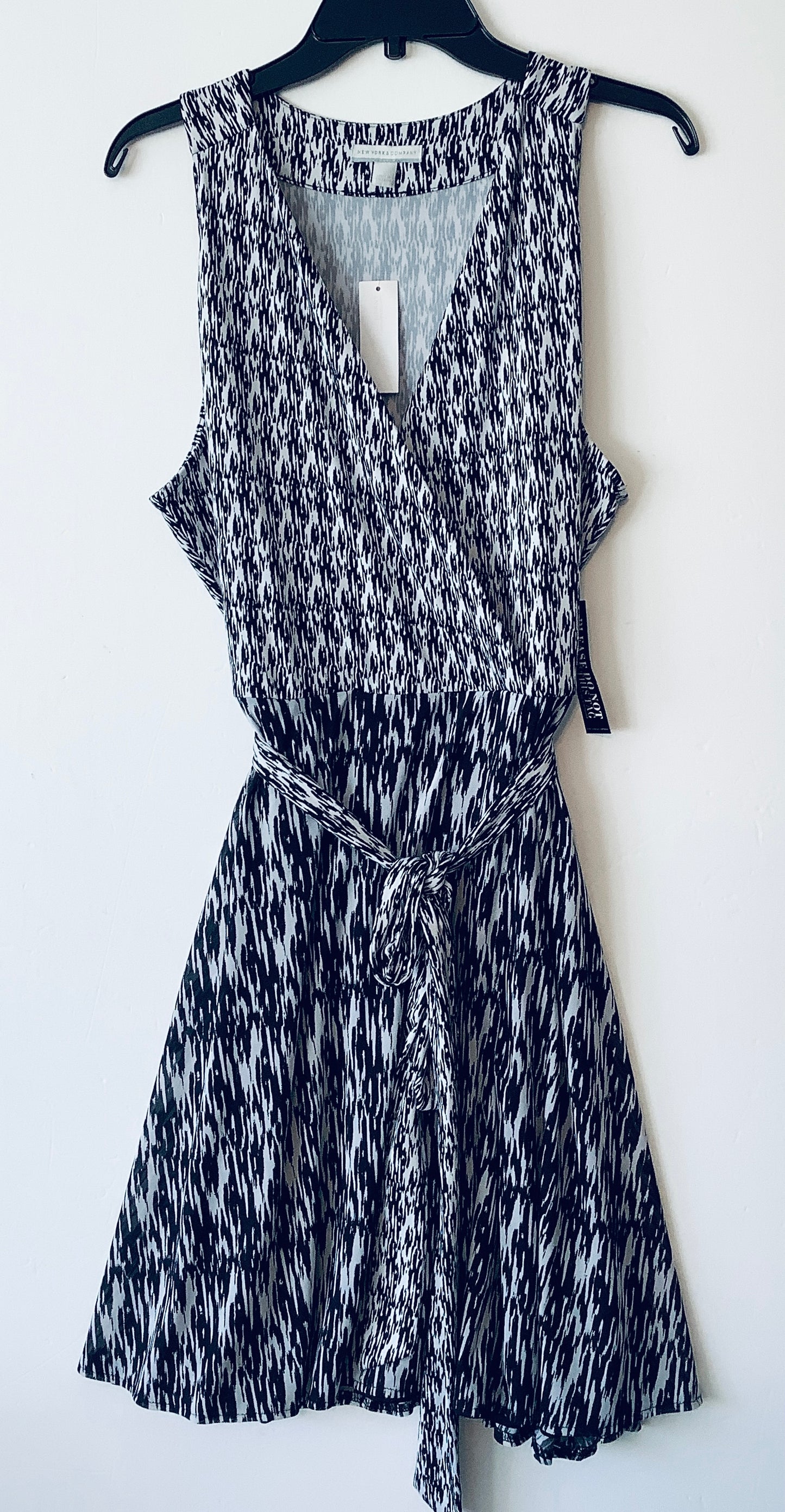 Dress Work By New York And Co In Black & White, Size: L