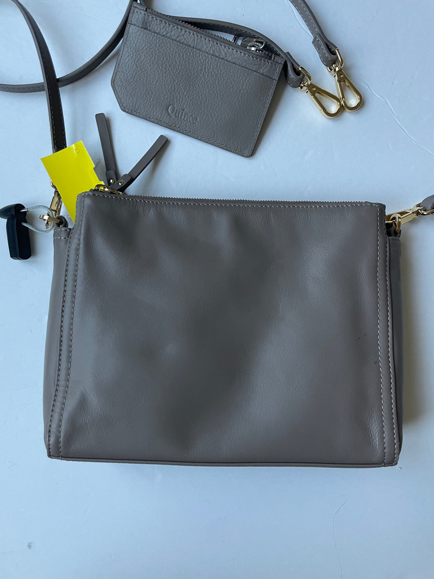 Handbag Leather By Quince, Size: Medium