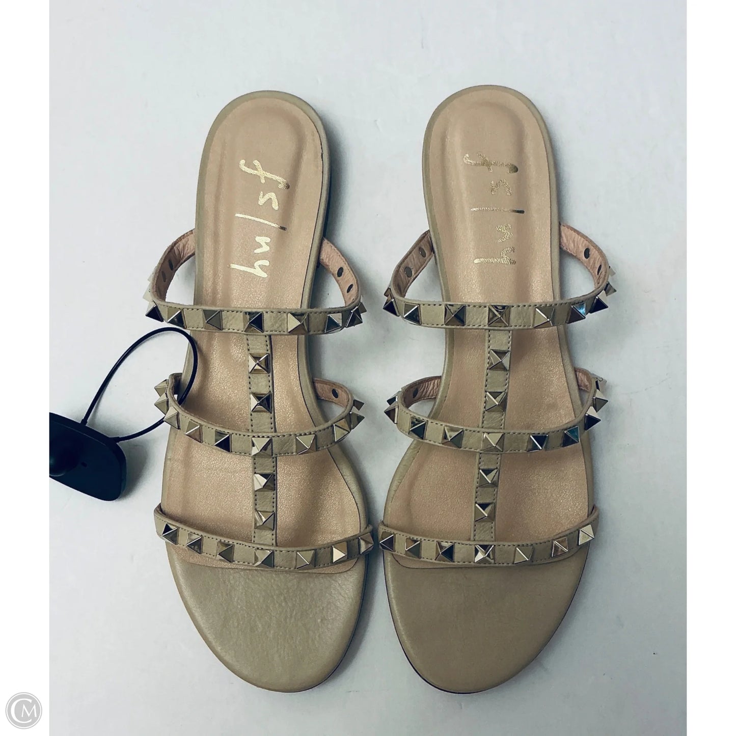 Sandals Flats By Cma In Beige, Size: 9