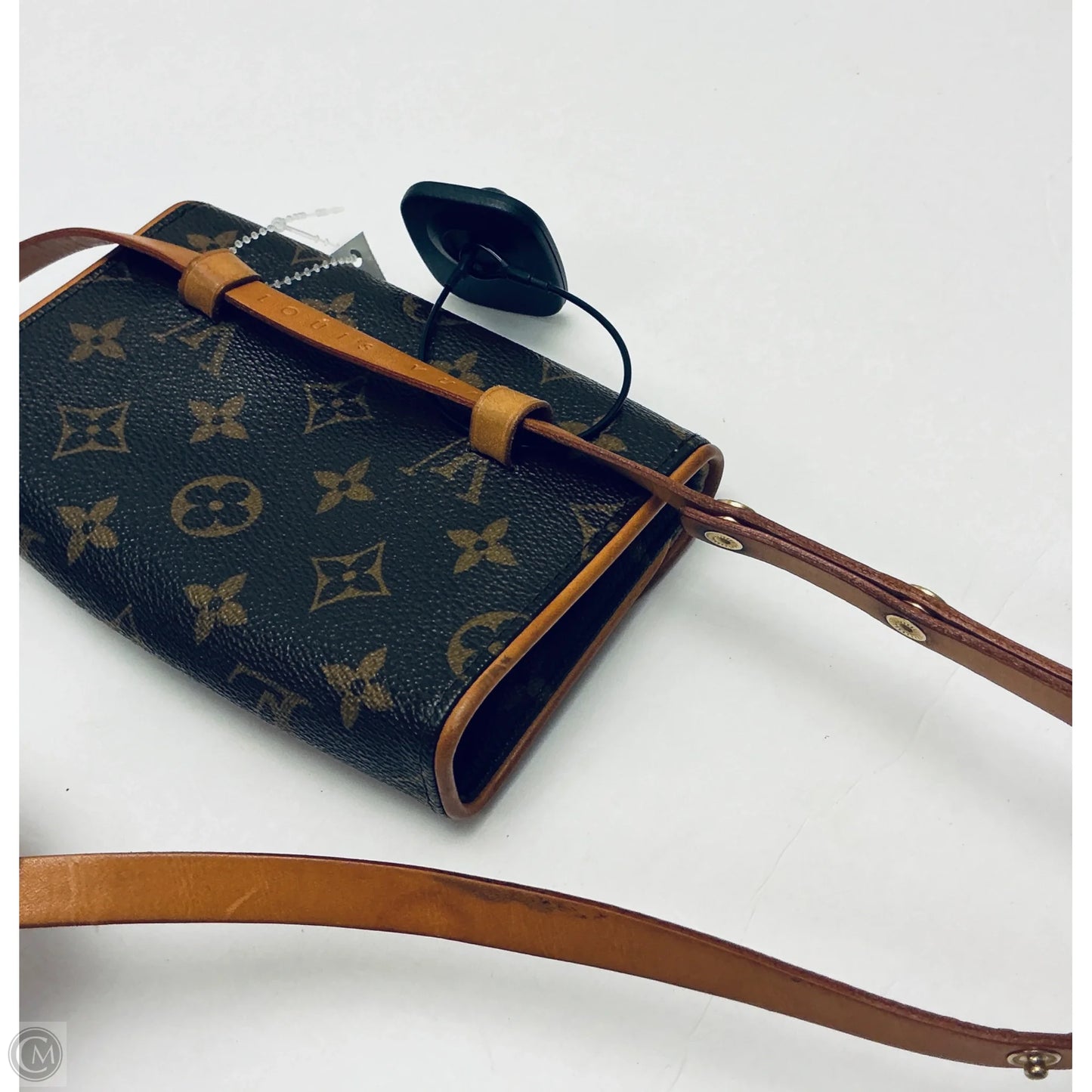 Belt Bag Luxury Designer By Louis Vuitton, Size: Small