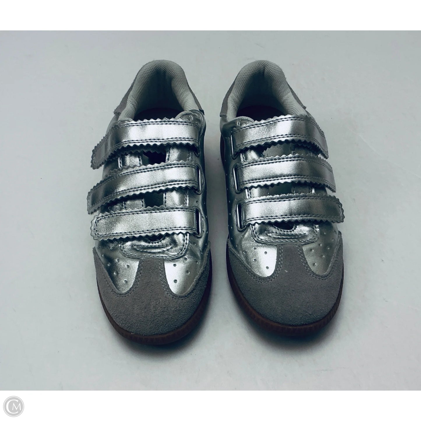 Shoes Sneakers By Steve Madden In Silver, Size: 6