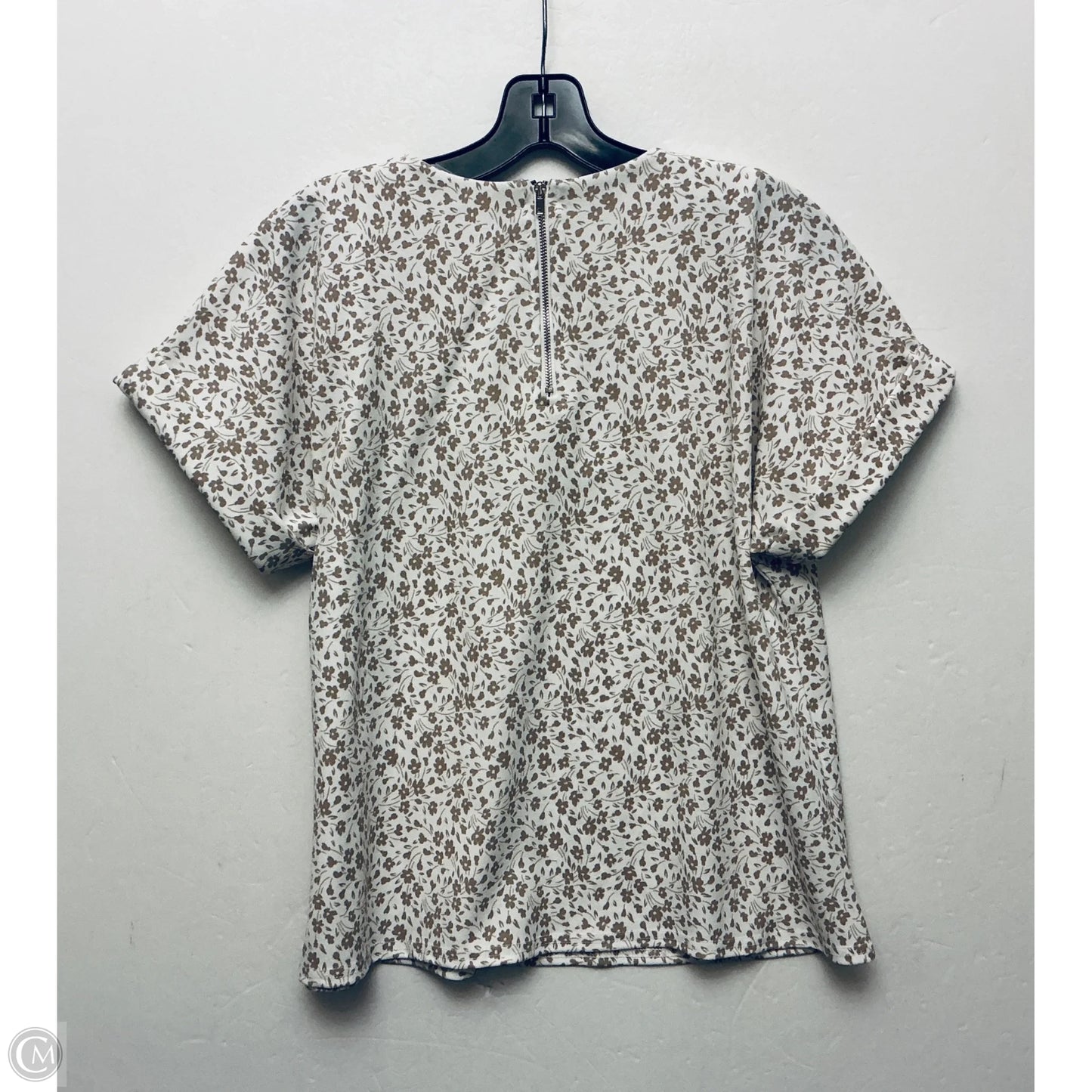 Top Short Sleeve By Melloday In Tan & White, Size: S